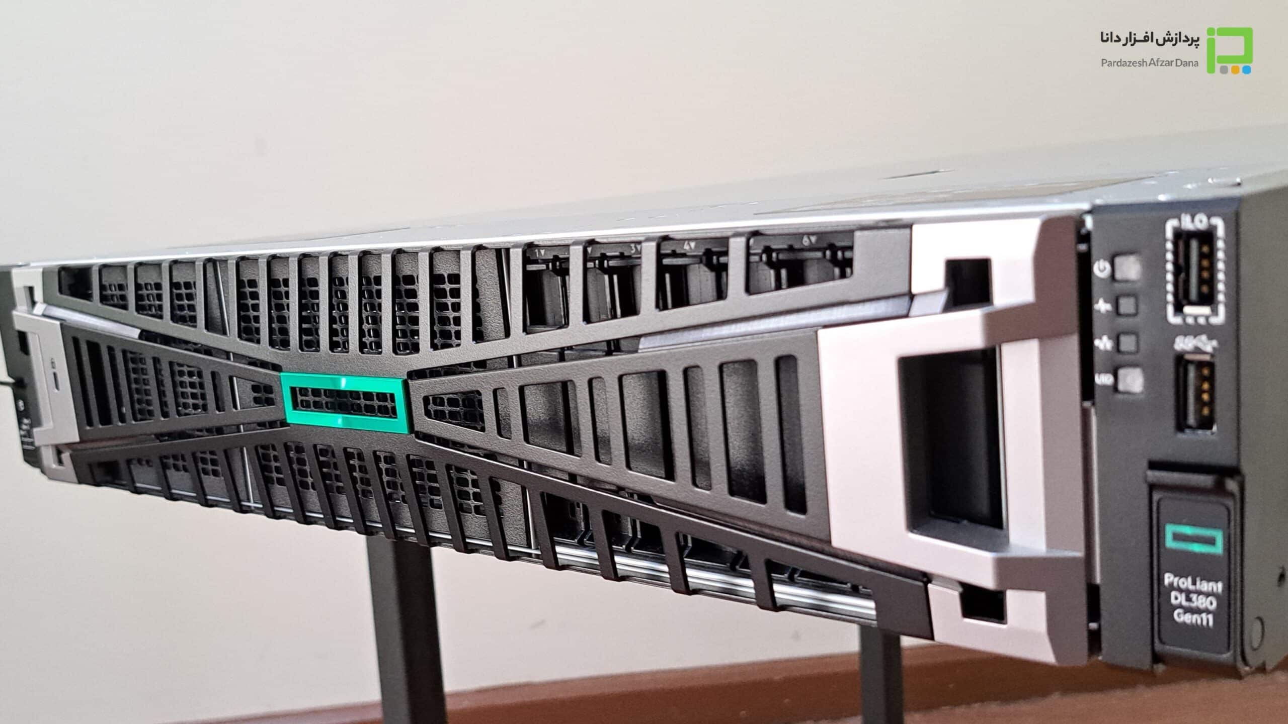HPE DL380 Gen11 4410Y NC 12FF Server (800W)