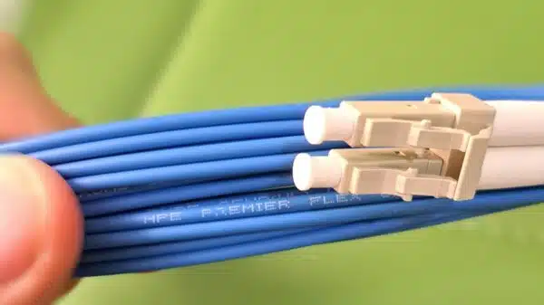 HPE Premier Flex LC/LC Multi-mode OM4 2 Fiber 15m Cable